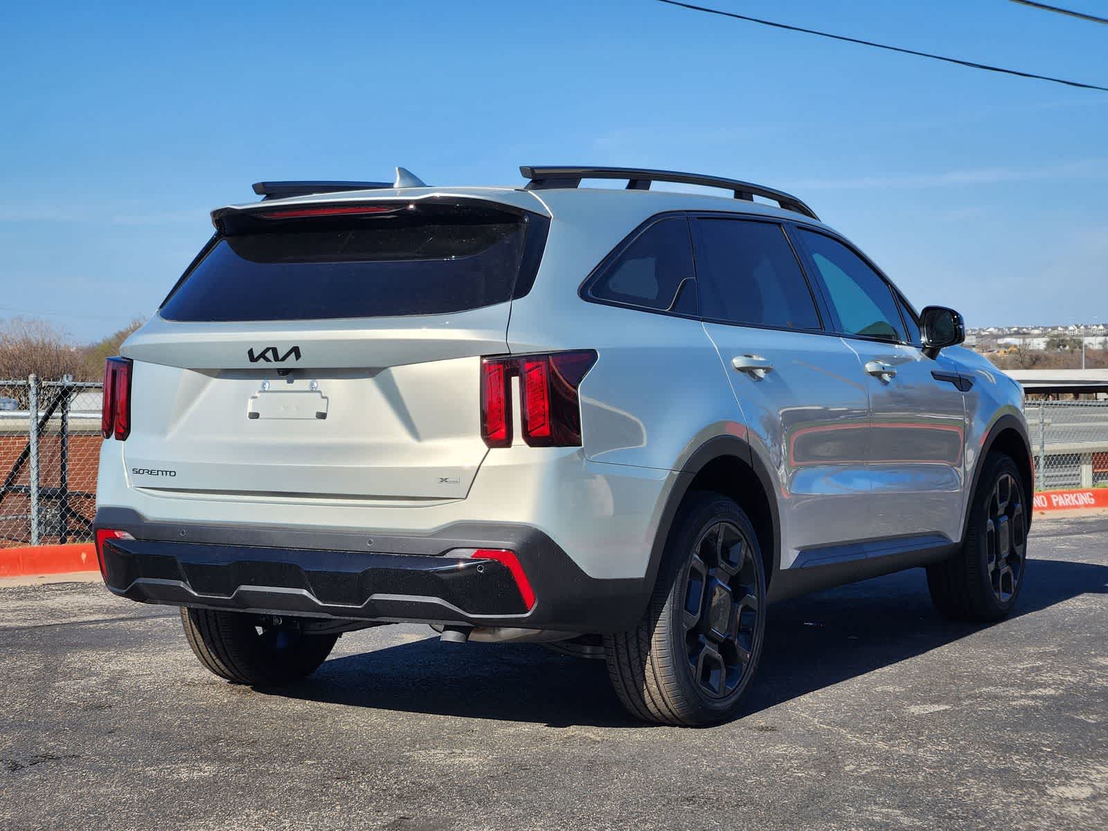Thumbnail: 2026 Kia Sorento - 5