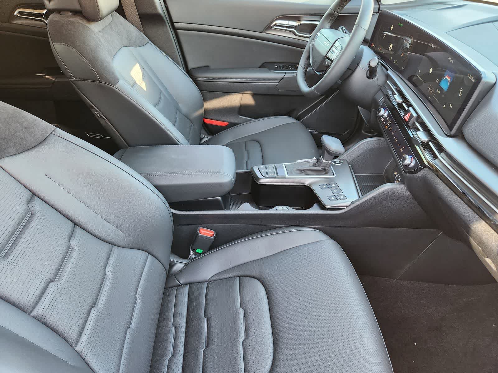 Thumbnail: 2026 Kia Sportage - 12