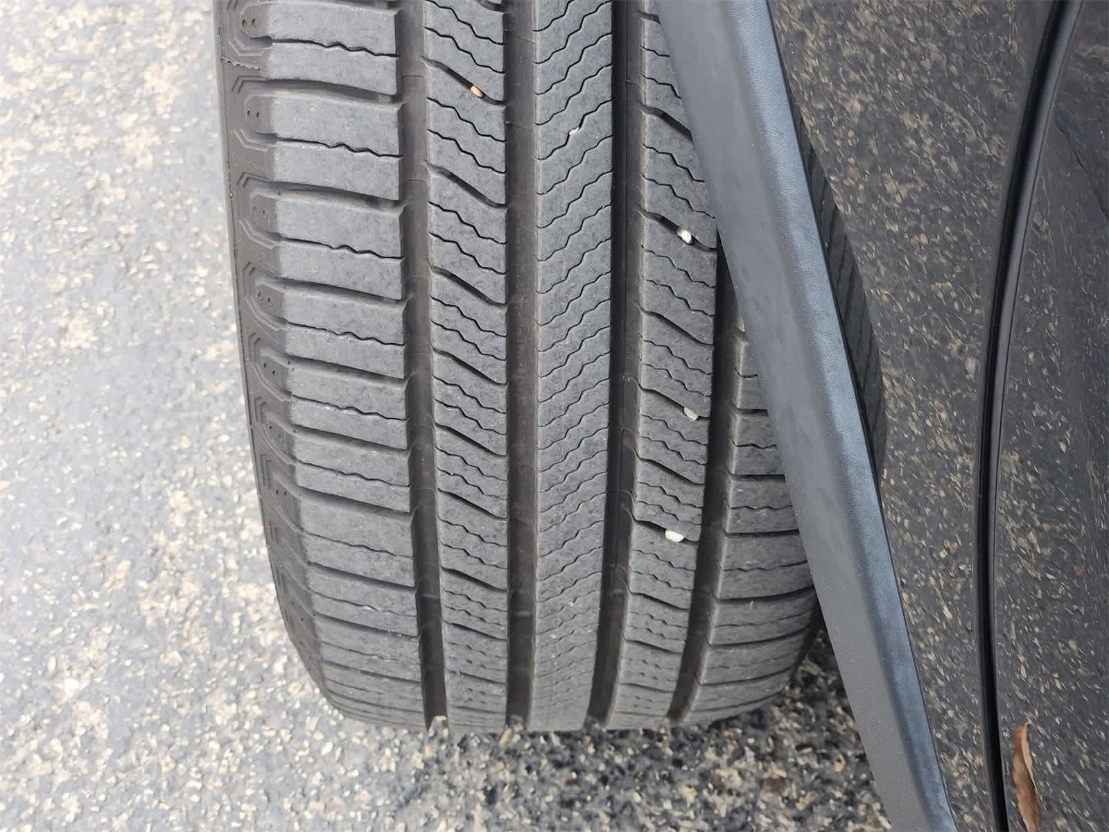 Thumbnail: 2019 Jeep Cherokee - 10