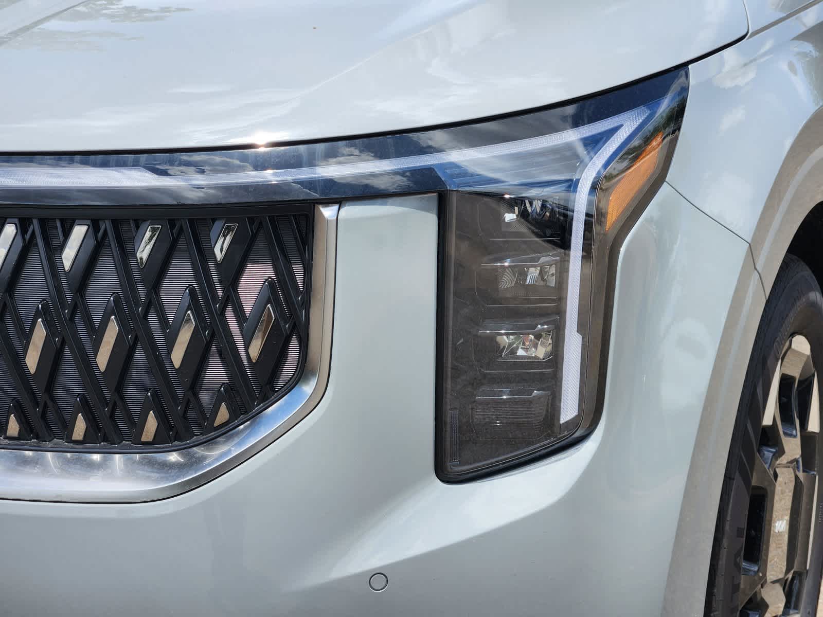 2027 Kia Carnival EX - Photo 6