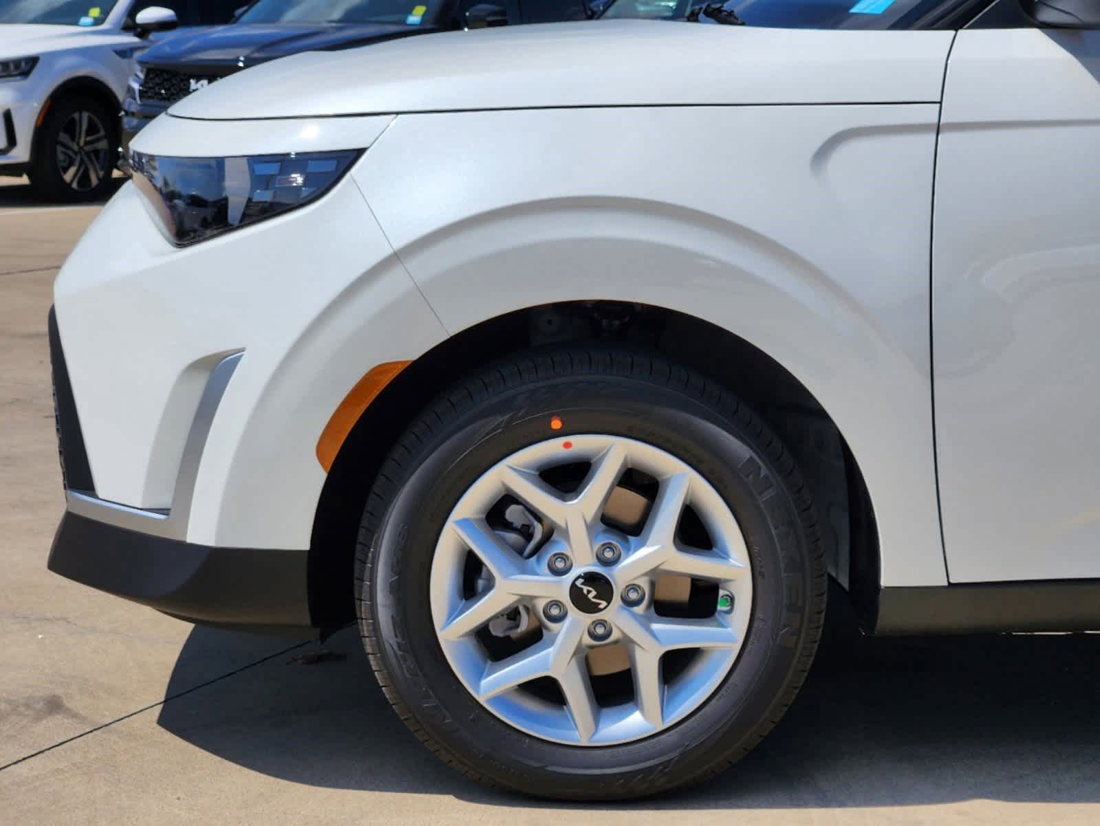 Thumbnail: 2025 Kia Soul - 7