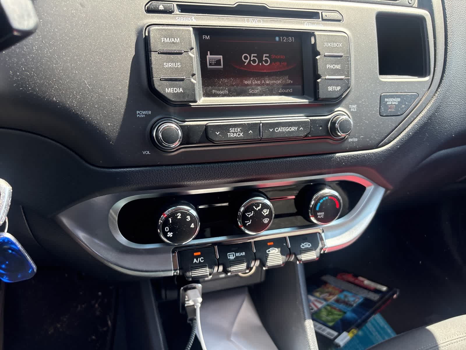 Thumbnail: 2014 Kia Rio - 4