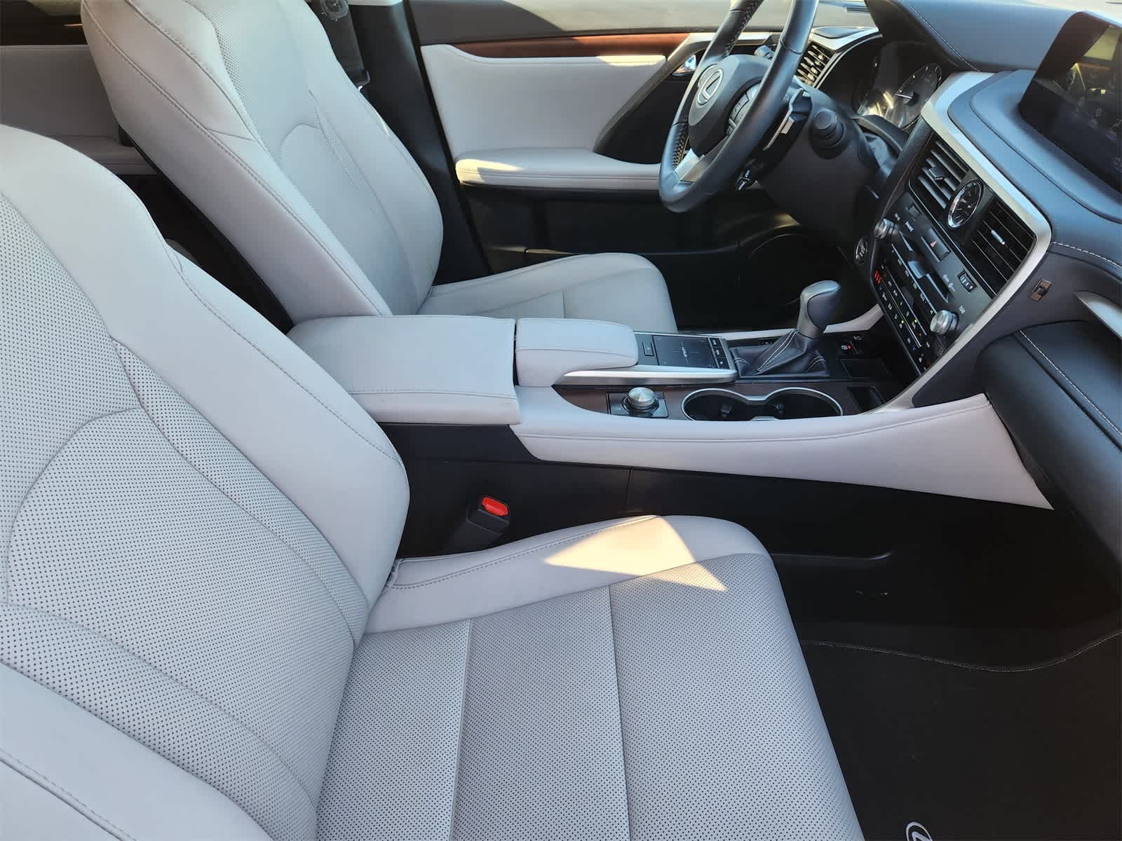 Thumbnail: 2022 Lexus RX - 14