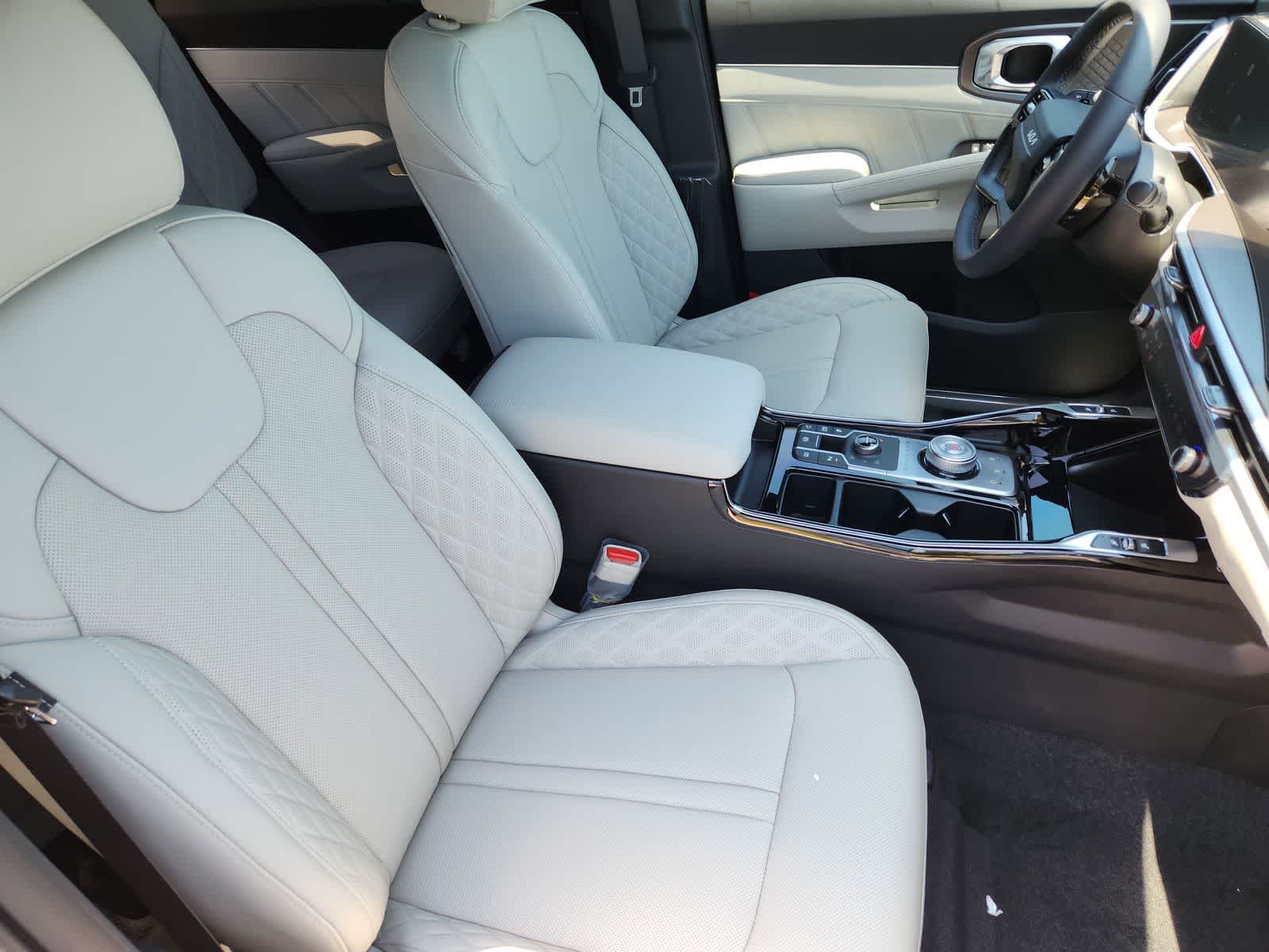 Thumbnail: 2026 Kia Sorento - 10