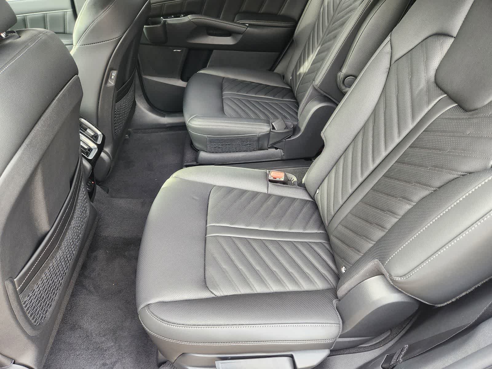 Thumbnail: 2026 Kia Sorento - 24