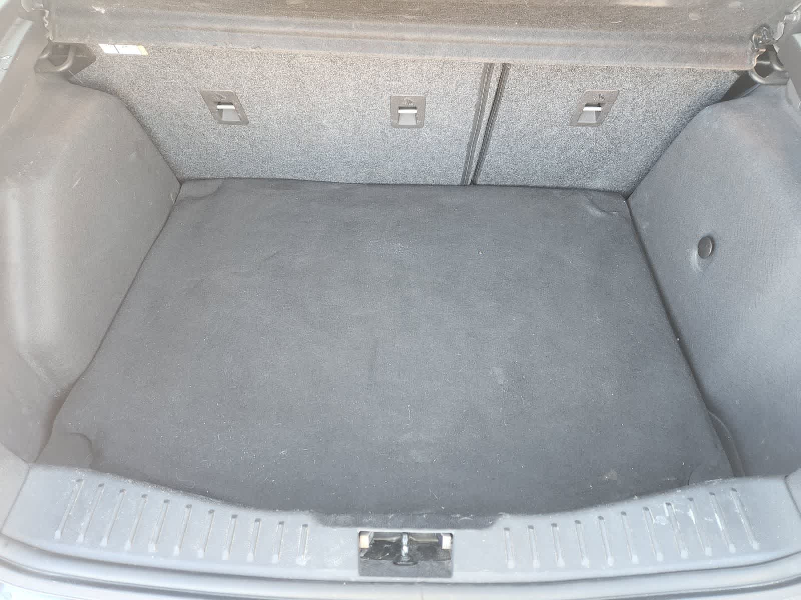 Thumbnail: 2015 Ford Focus - 31