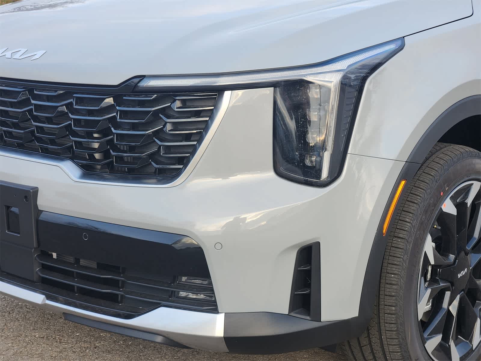 Thumbnail: 2026 Kia Sorento - 7