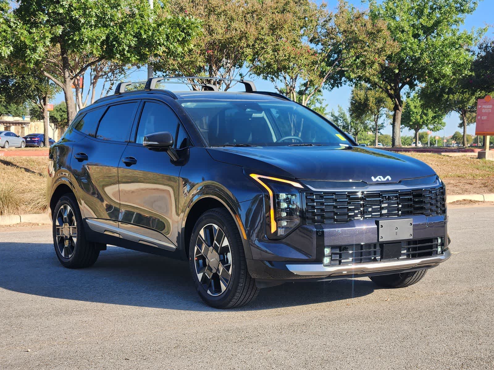 Thumbnail: 2026 Kia Sportage - 3