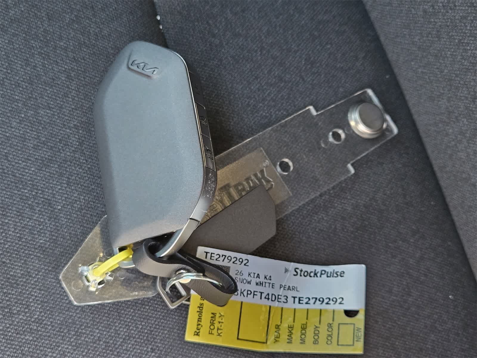 Thumbnail: 2026 Kia K4 - 28