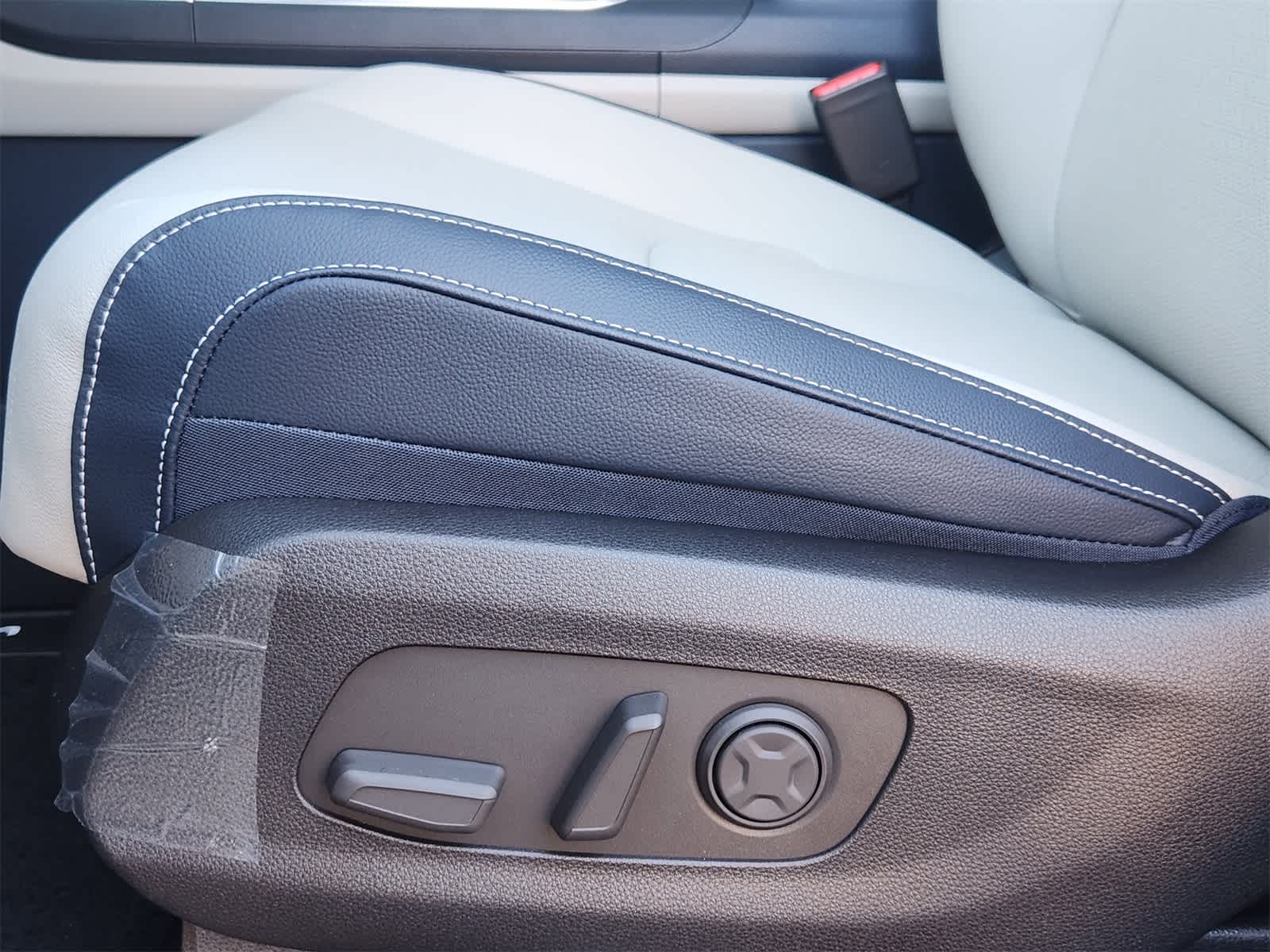 Thumbnail: 2026 Kia Carnival - 20