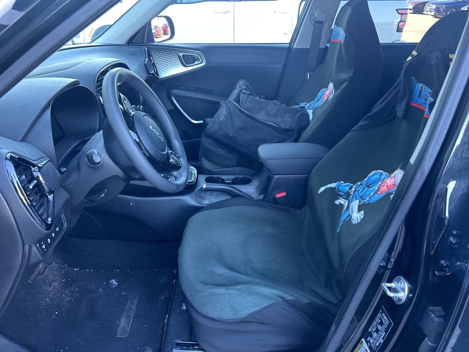 2025 Kia Soul LX S photo 4