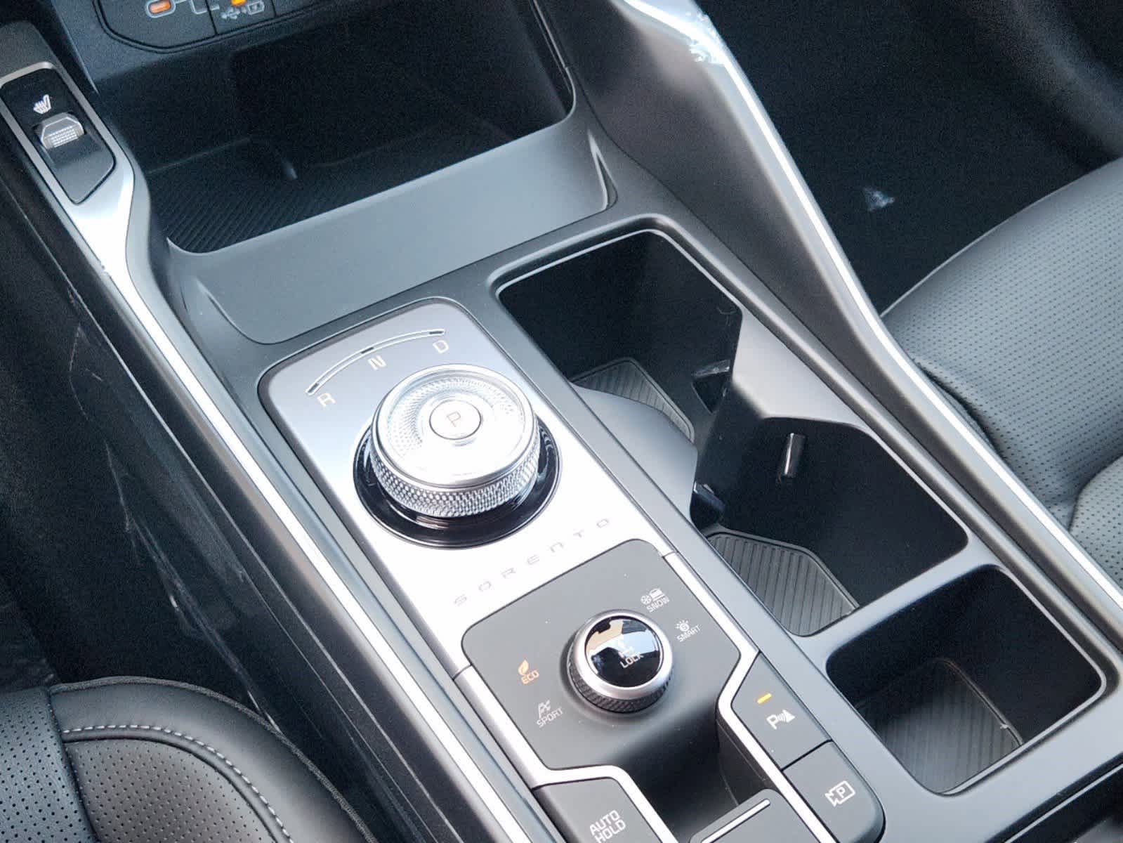 Thumbnail: 2025 Kia Sorento - 14