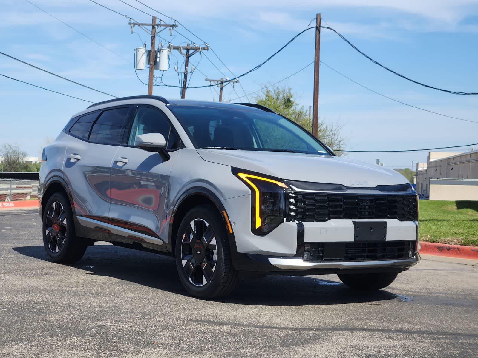 Thumbnail: 2026 Kia Sportage - 3