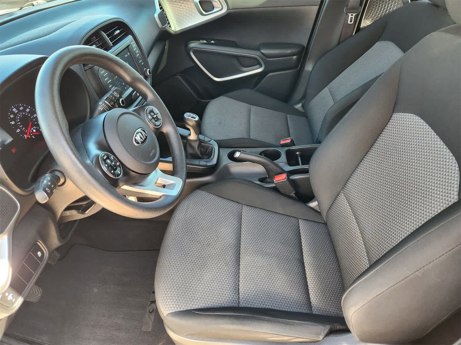 Thumbnail: 2020 Kia Soul - 11
