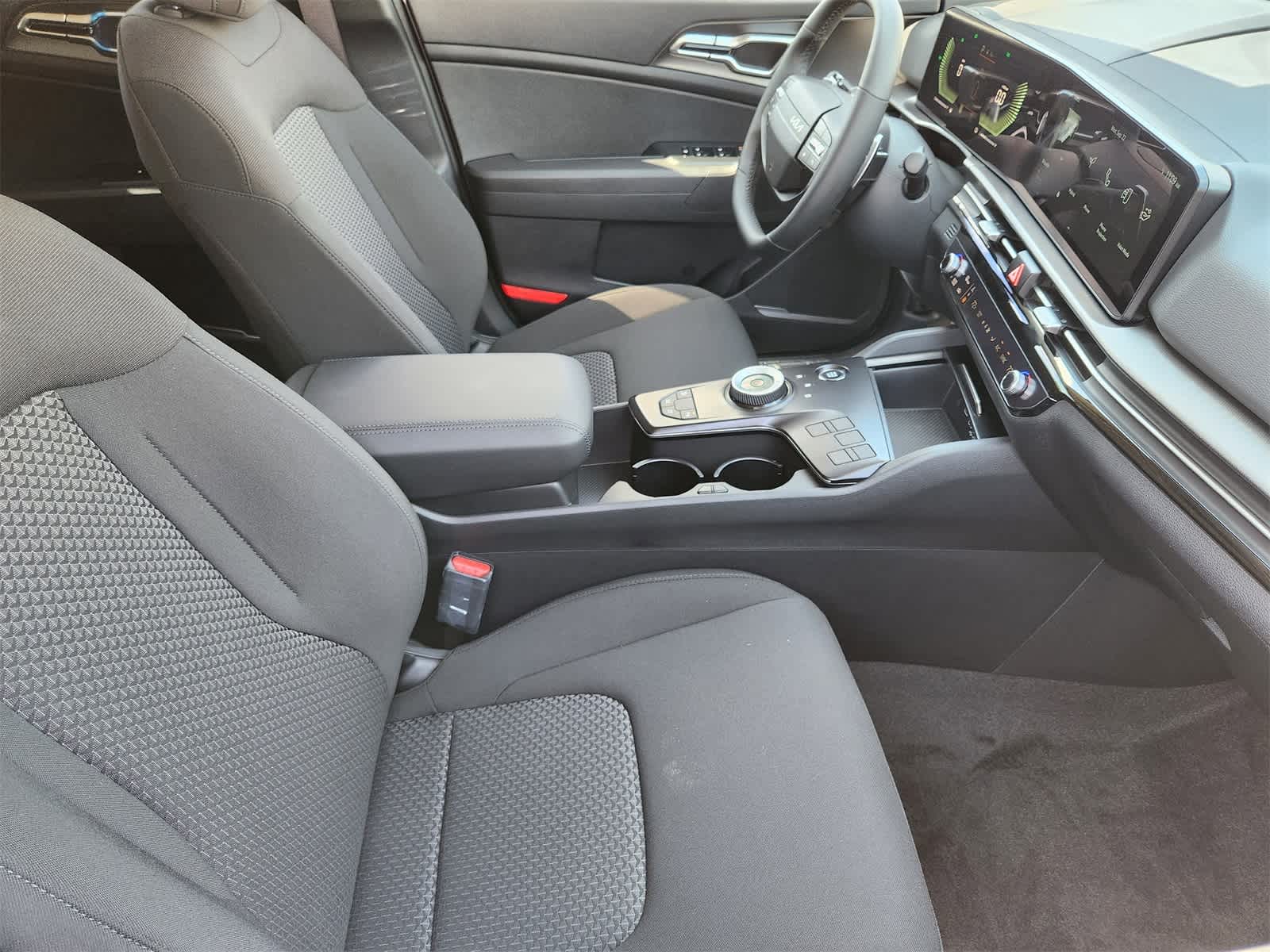 Thumbnail: 2026 Kia Sportage - 12