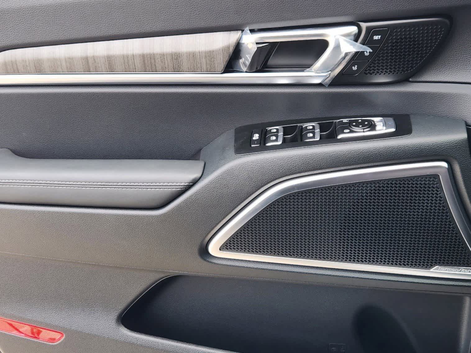 Thumbnail: 2025 Kia Telluride - 19