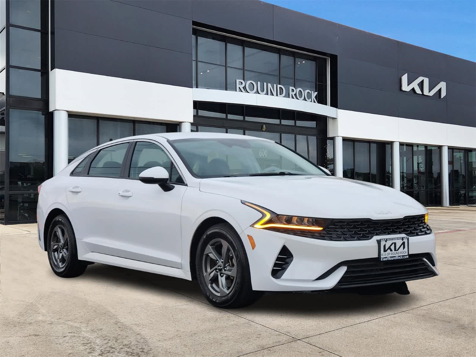 Thumbnail: 2023 Kia K5 - 3