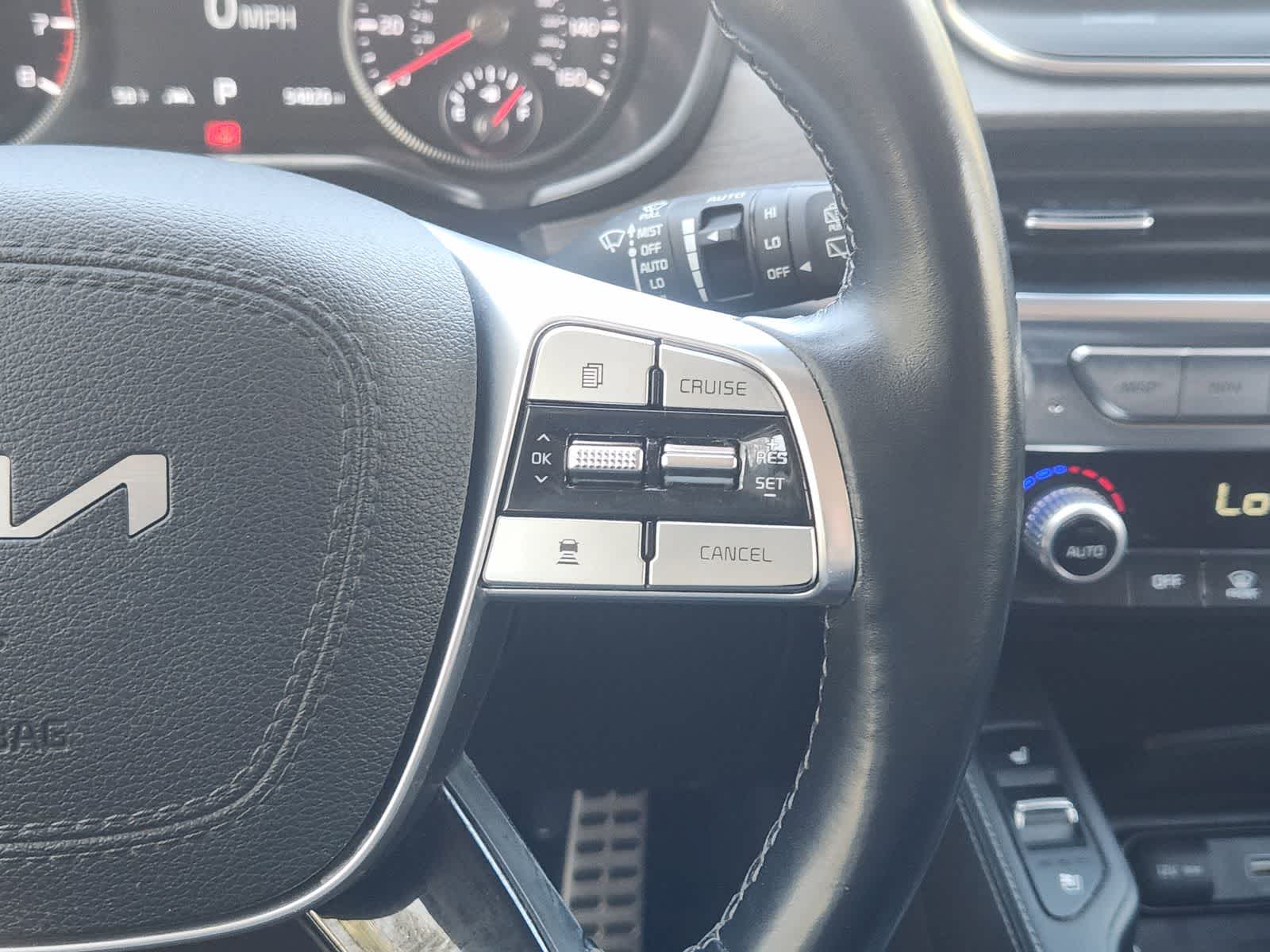 Thumbnail: 2022 Kia Telluride - 28