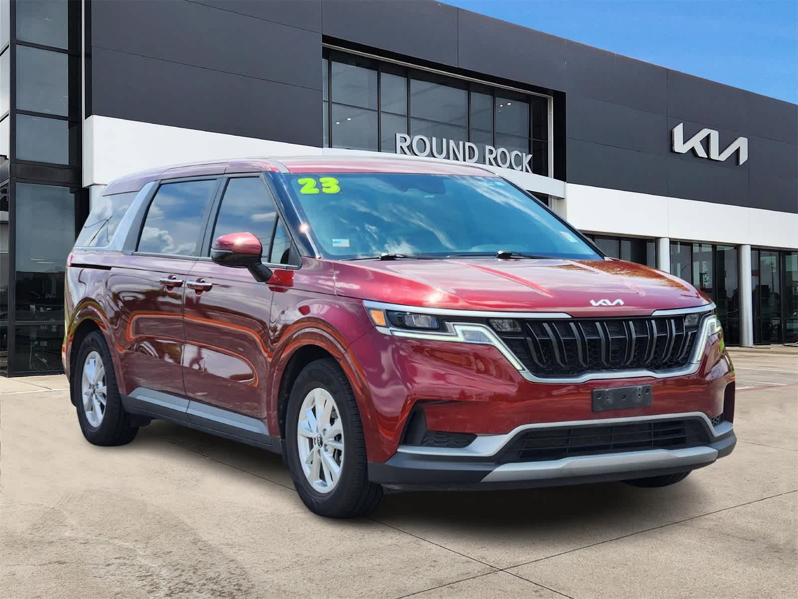 Thumbnail: 2023 Kia Carnival - 3