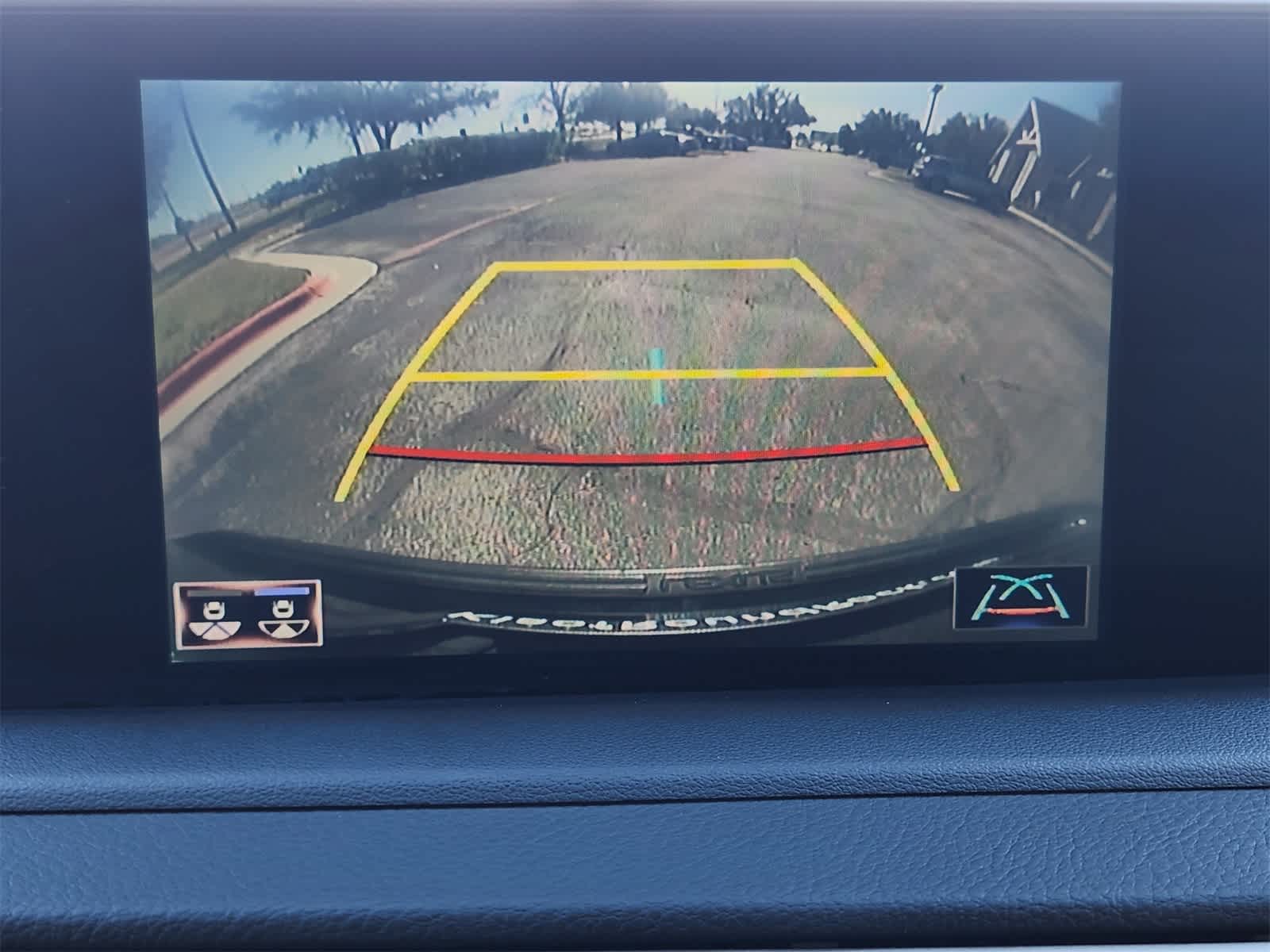 Thumbnail: 2022 Lexus RX - 17