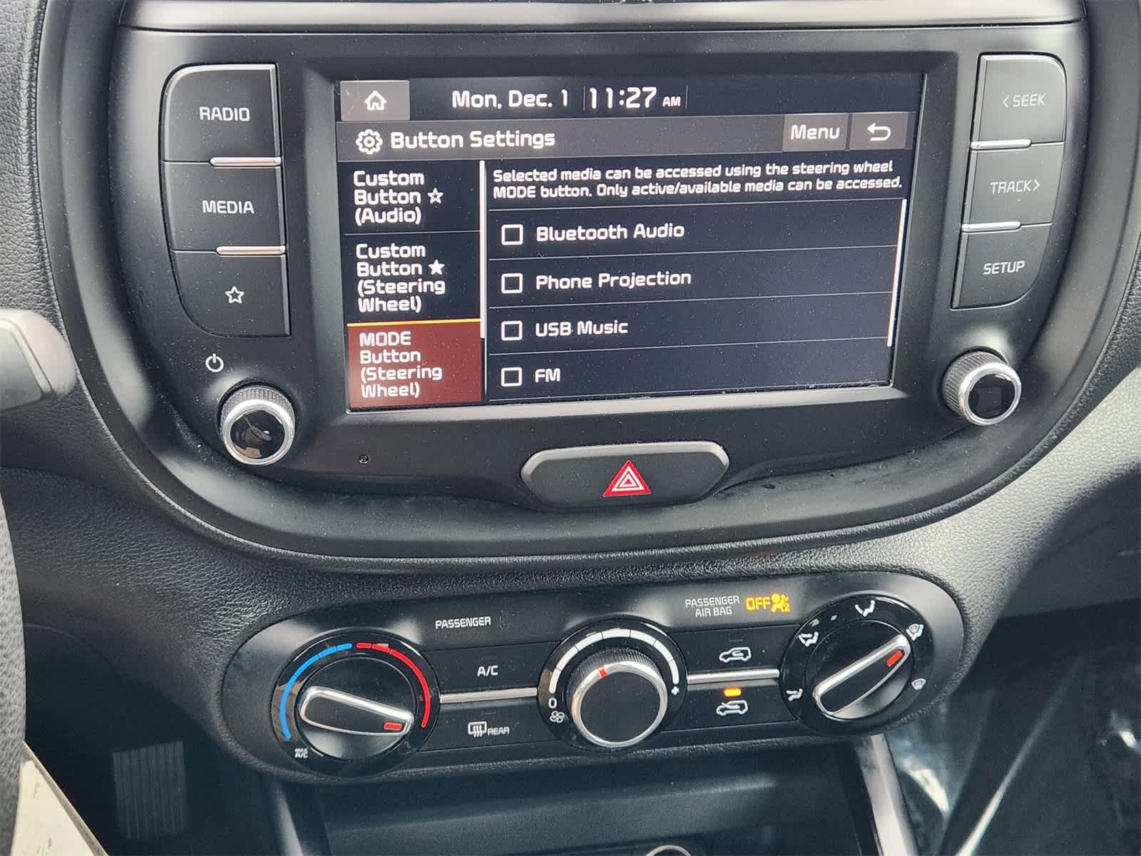 Thumbnail: 2023 Kia Soul - 16