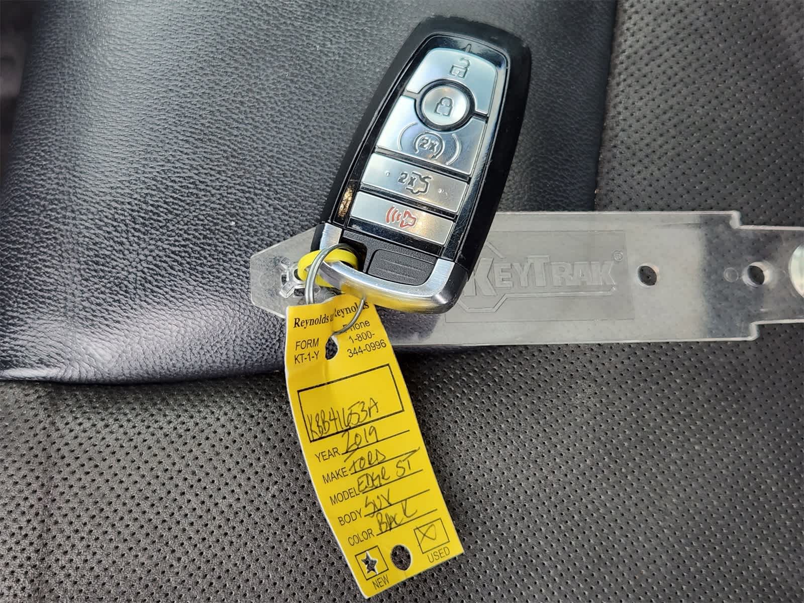 Thumbnail: 2019 Ford Edge - 34