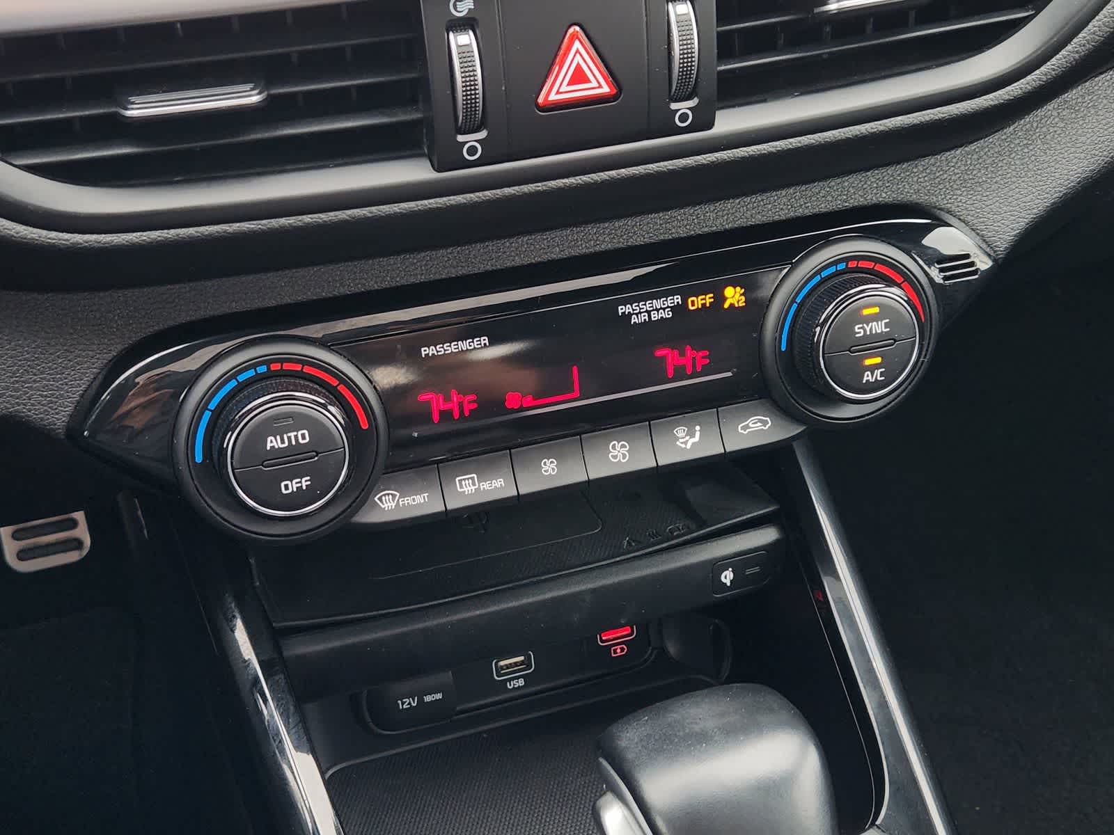 Thumbnail: 2023 Kia Forte - 19