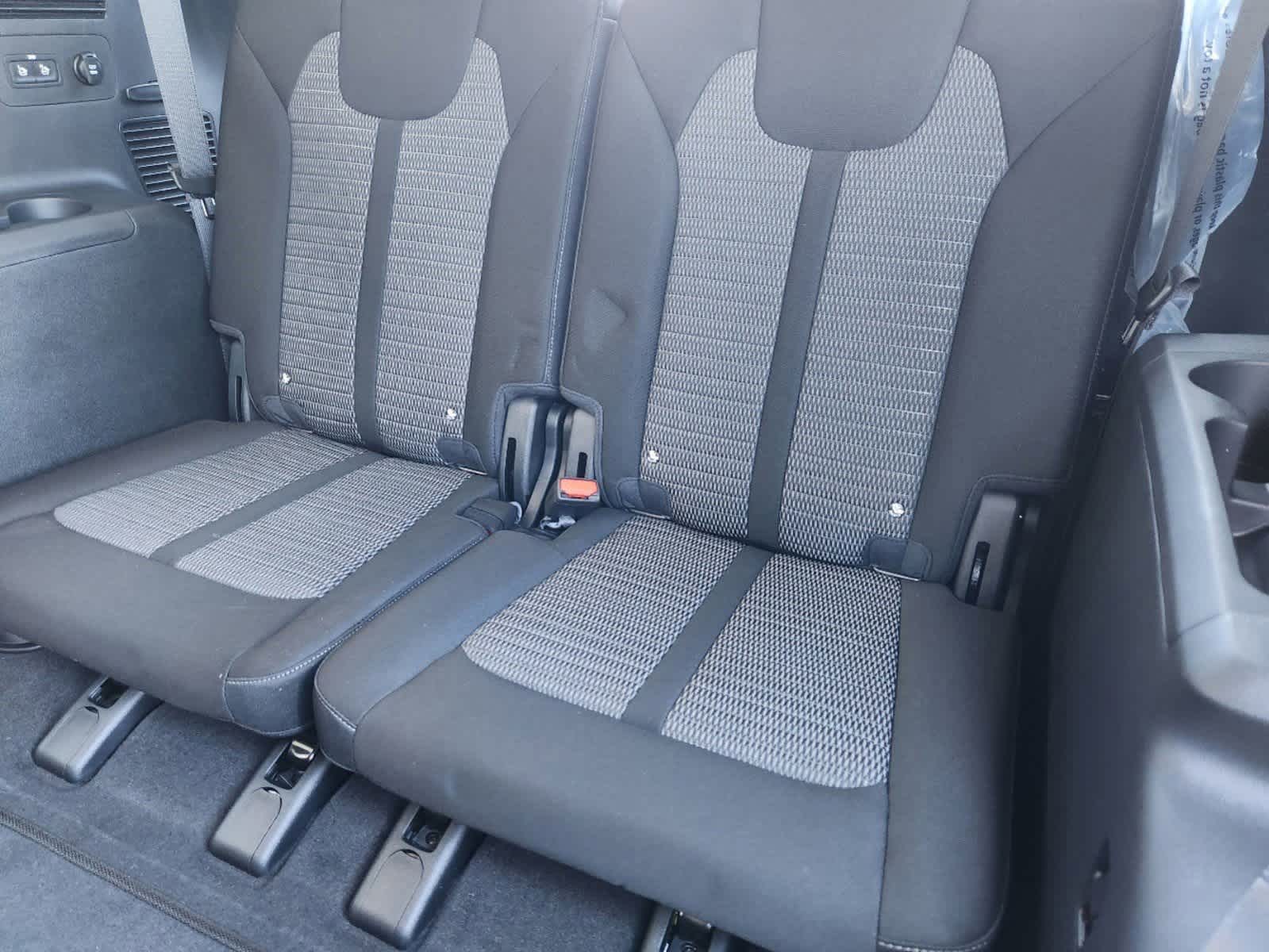 Thumbnail: 2025 Kia Sorento - 20