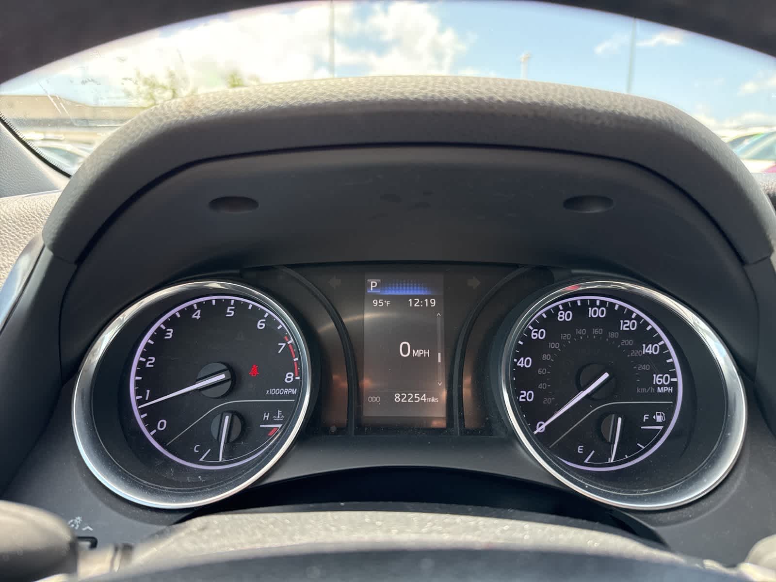 Thumbnail: 2019 Toyota Camry - 12