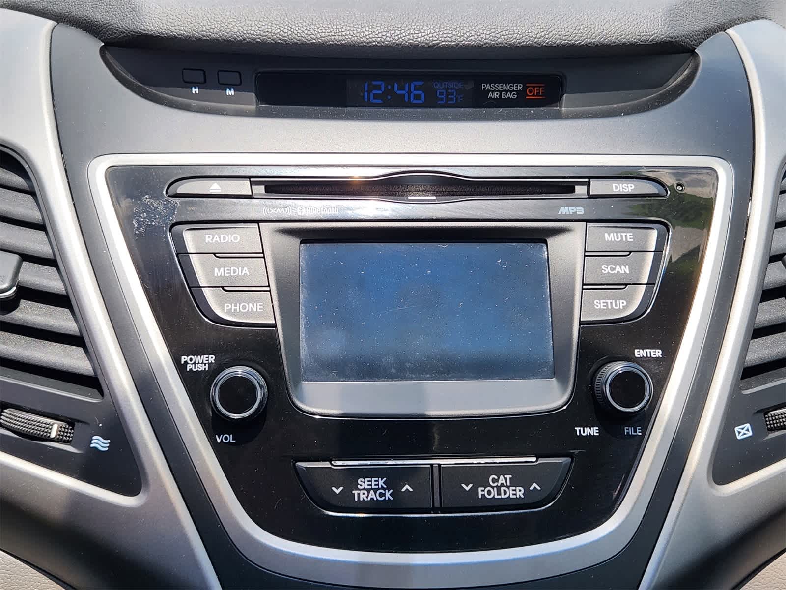 Thumbnail: 2016 Hyundai Elantra - 16