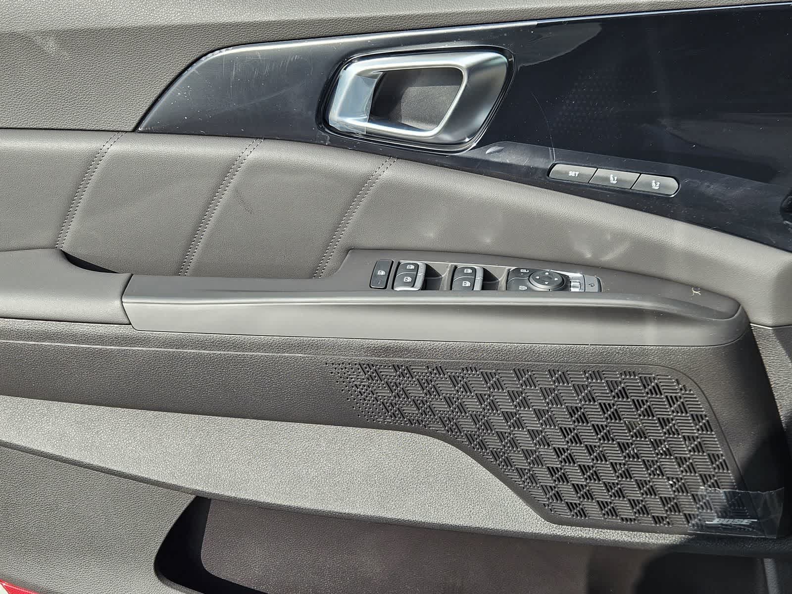 2027 Kia Carnival SX Prestige - Photo 18