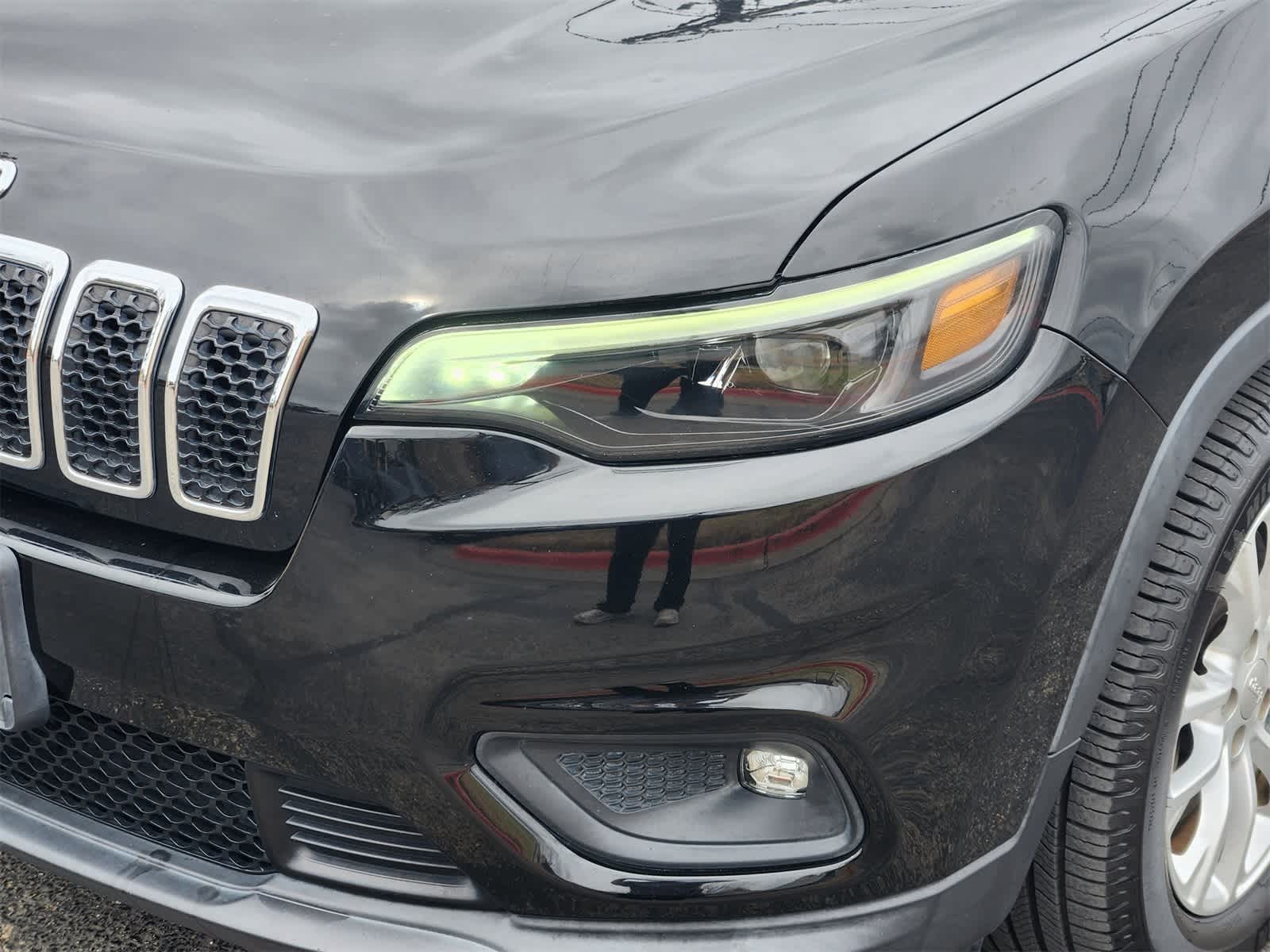 Thumbnail: 2019 Jeep Cherokee - 7