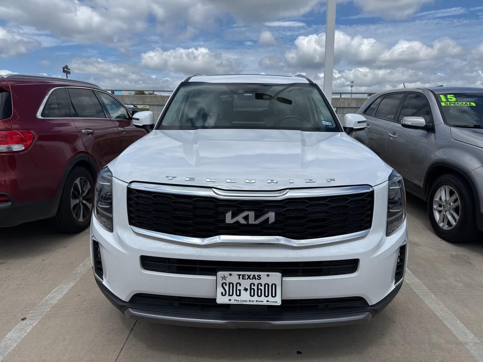 Thumbnail: 2022 Kia Telluride - 2