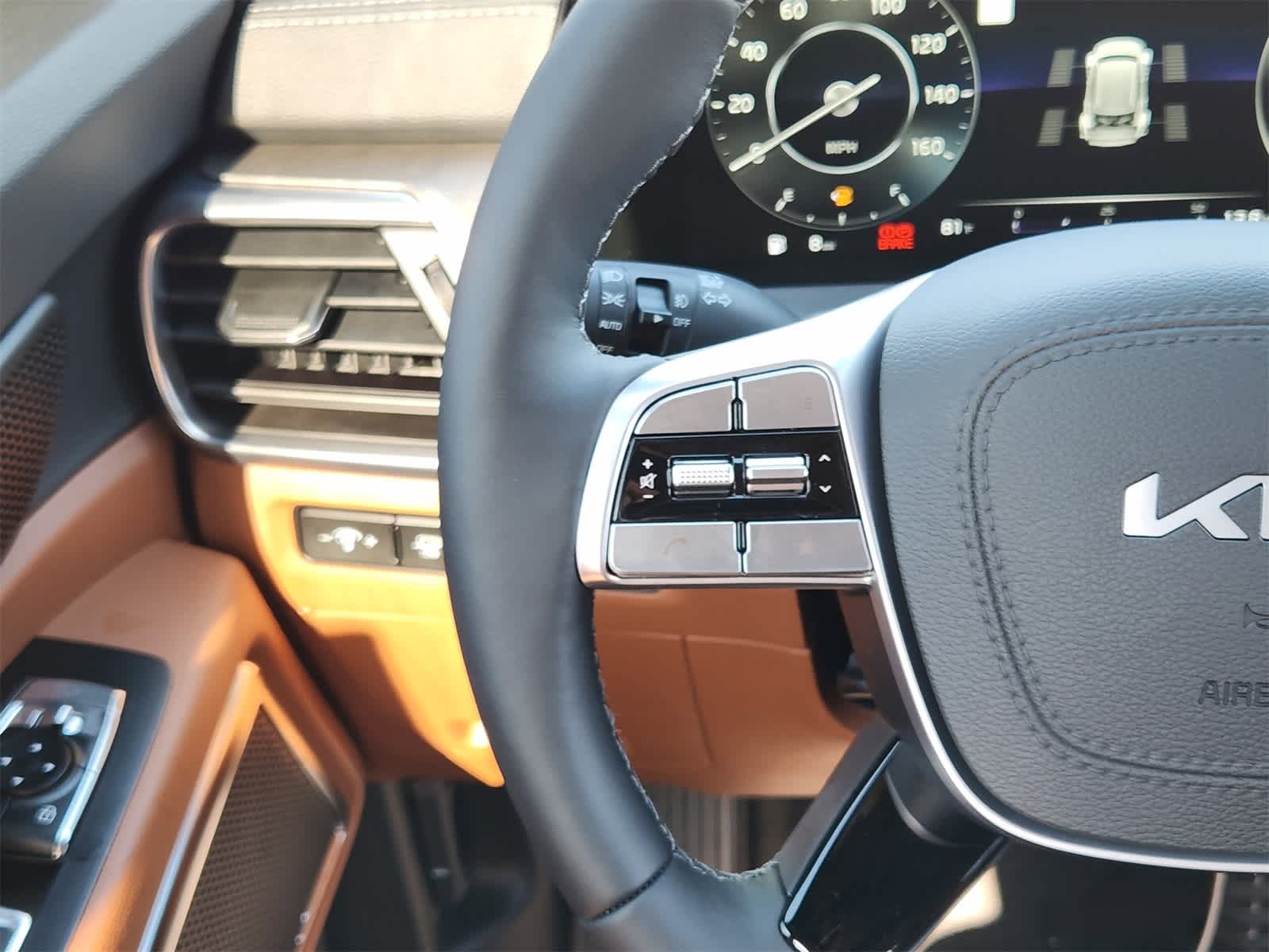 Thumbnail: 2025 Kia Telluride - 25