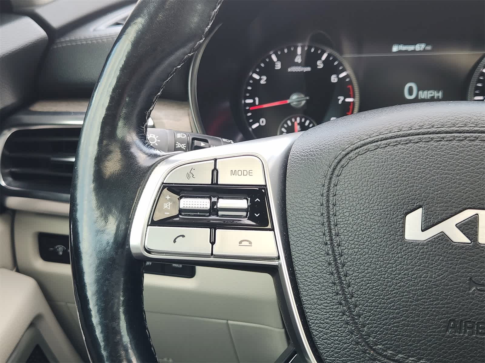 Thumbnail: 2022 Kia Telluride - 27