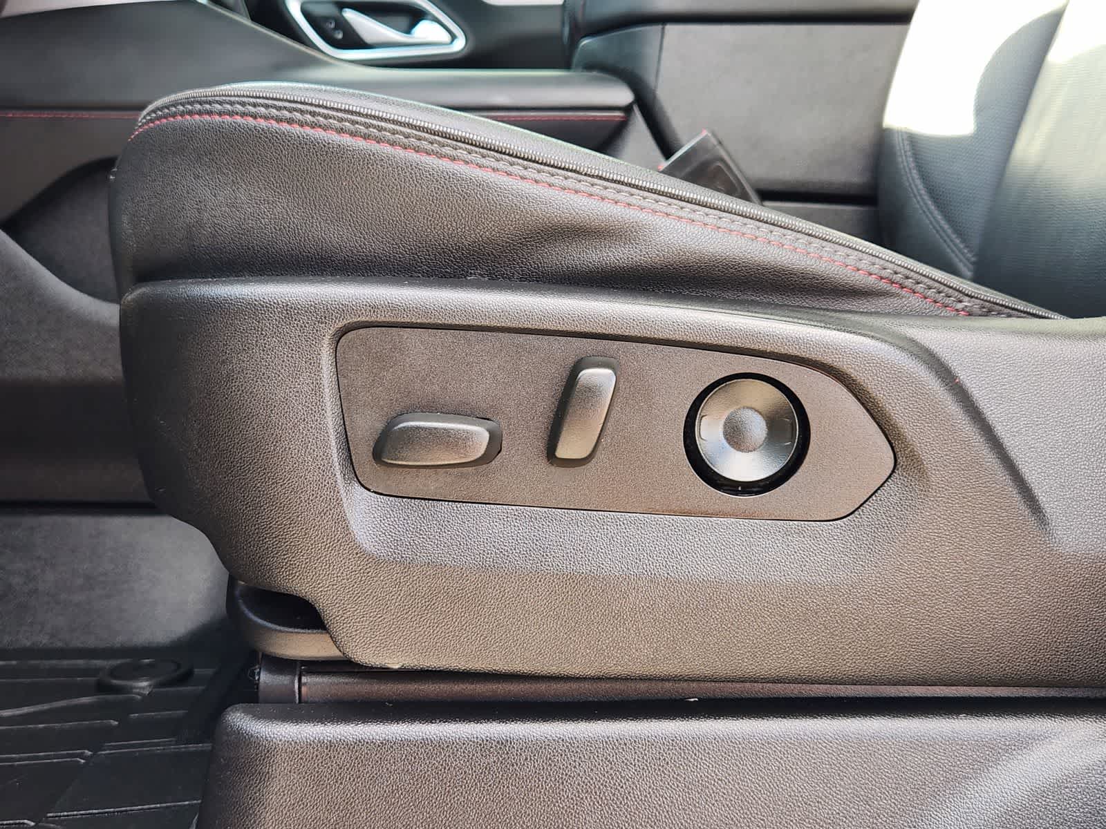 Thumbnail: 2022 Chevrolet Tahoe - 22