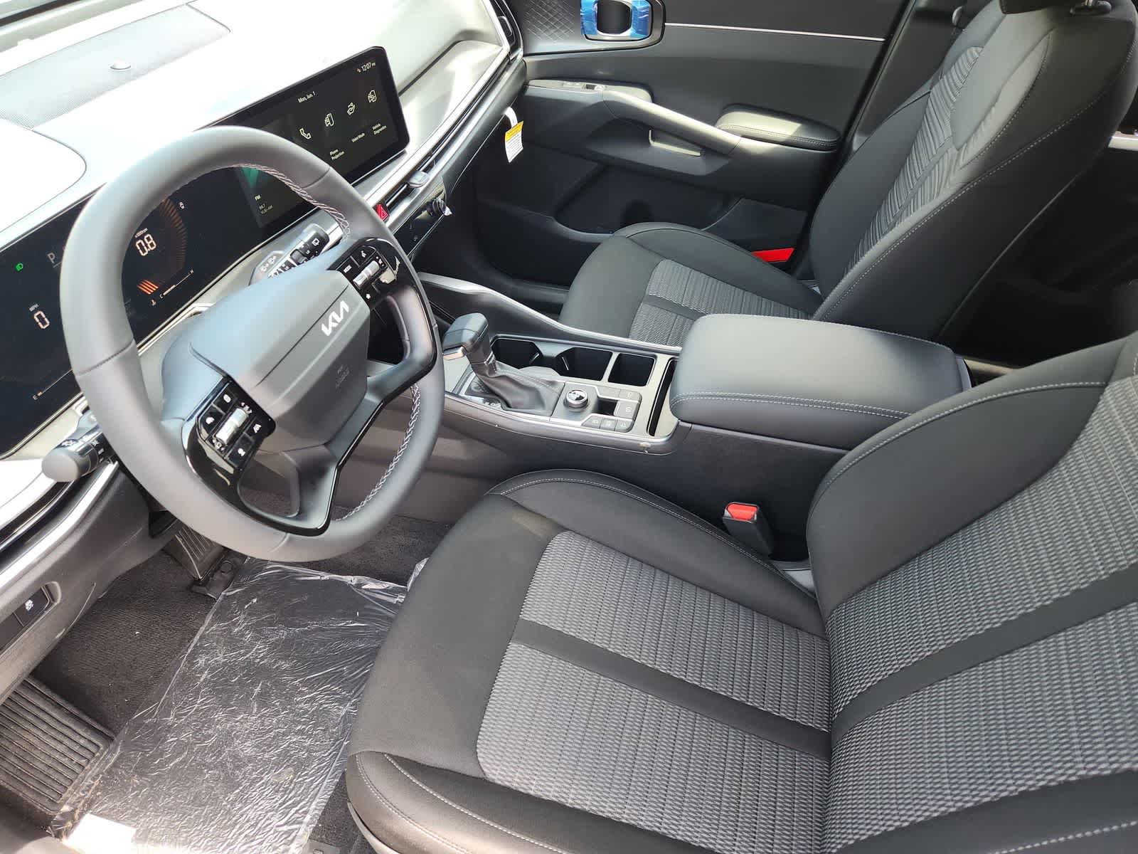 Thumbnail: 2026 Kia Sorento - 2
