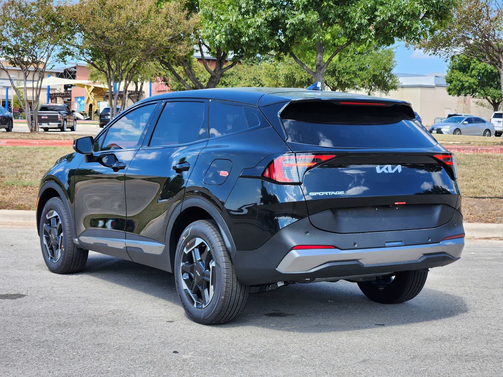 Thumbnail: 2026 Kia Sportage - 5