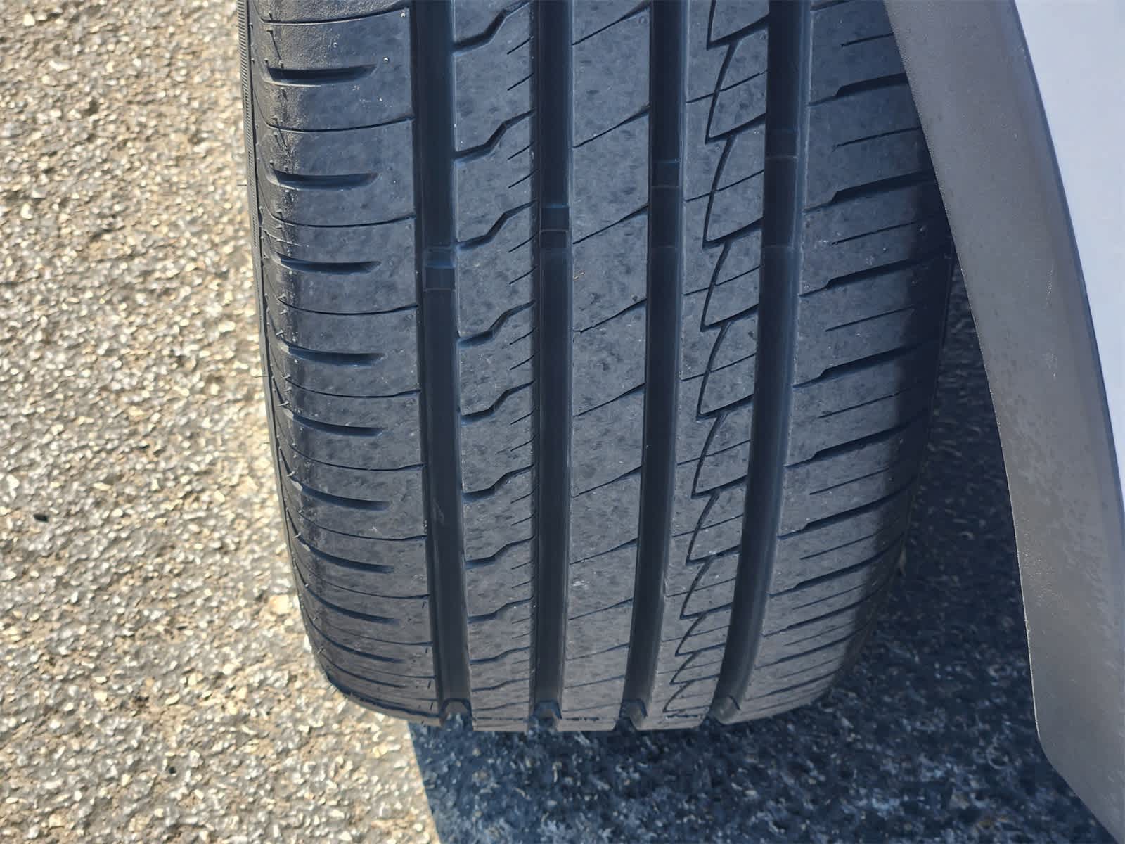 Thumbnail: 2023 Kia Sorento - 10