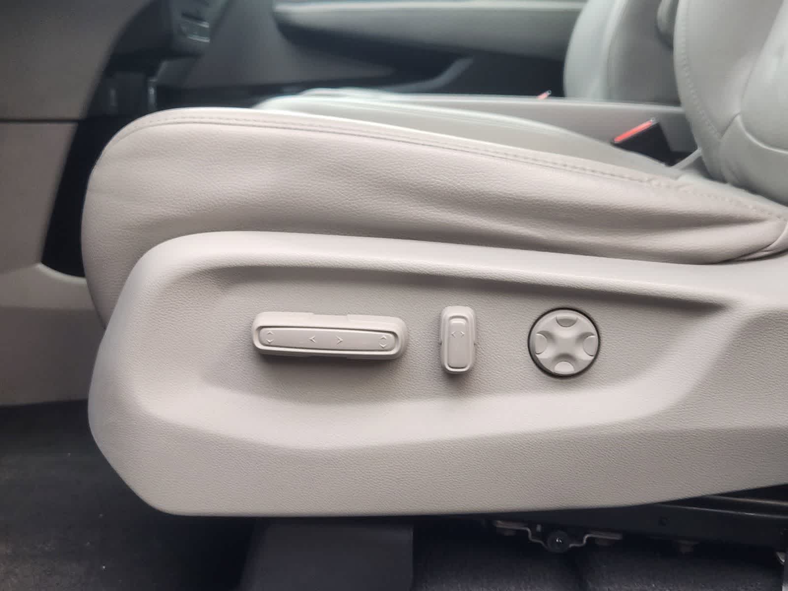 Thumbnail: 2019 Honda Odyssey - 23