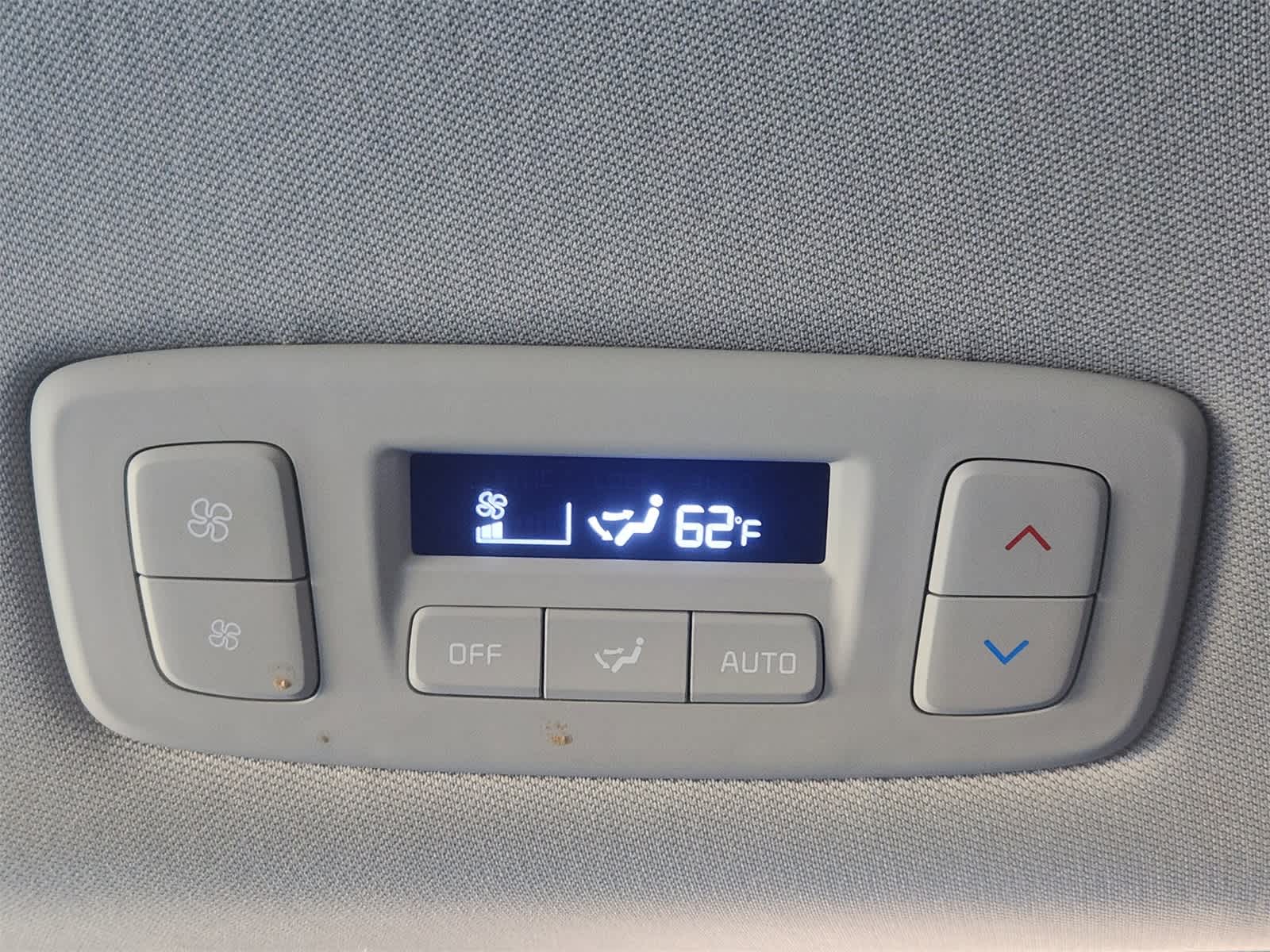 Thumbnail: 2024 Kia Carnival - 29