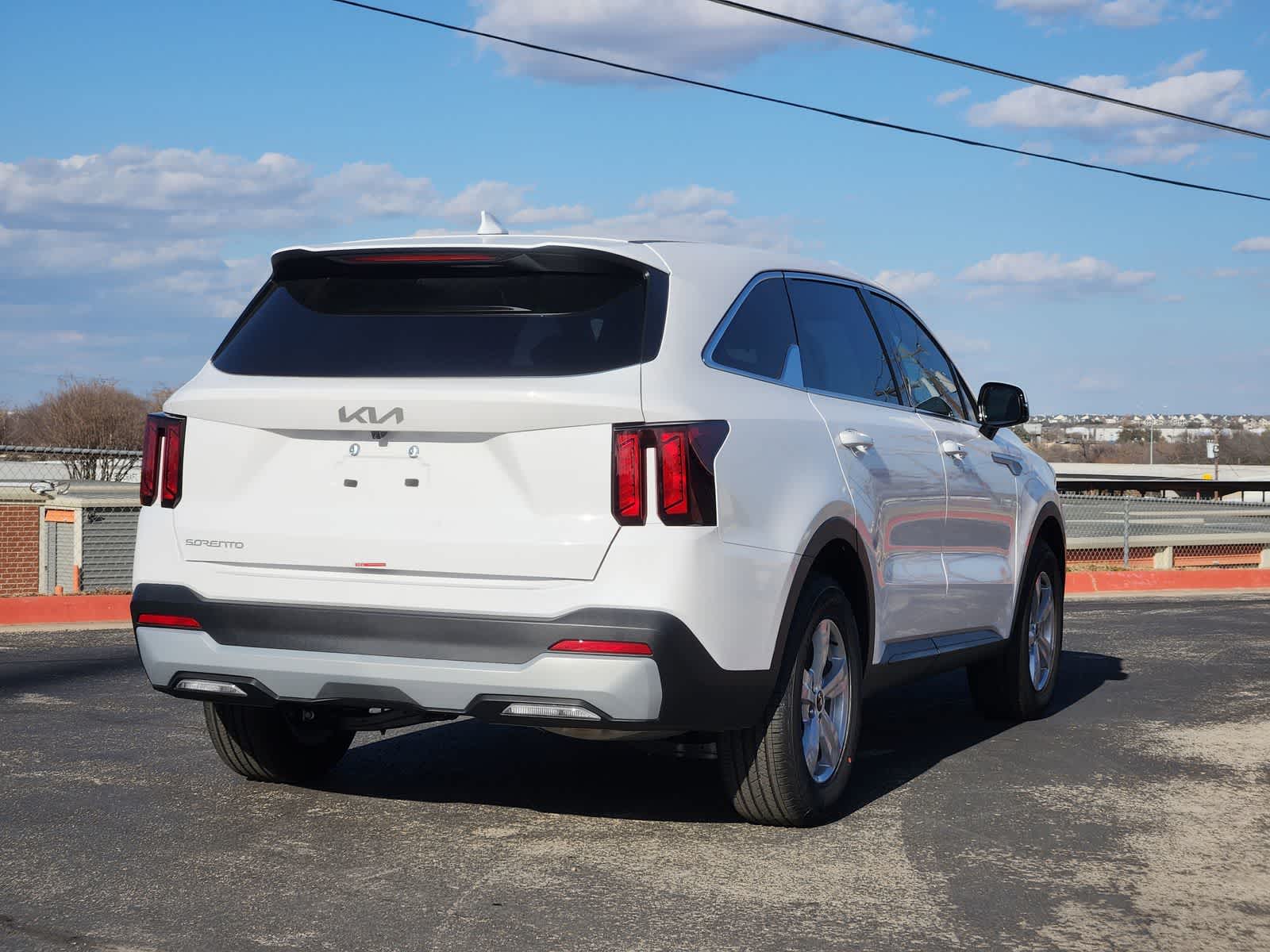 Thumbnail: 2026 Kia Sorento - 5