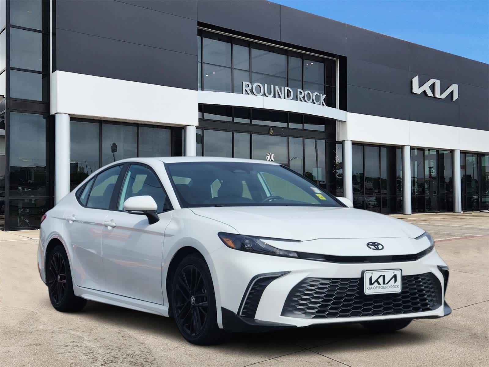 Thumbnail: 2025 Toyota Camry - 3