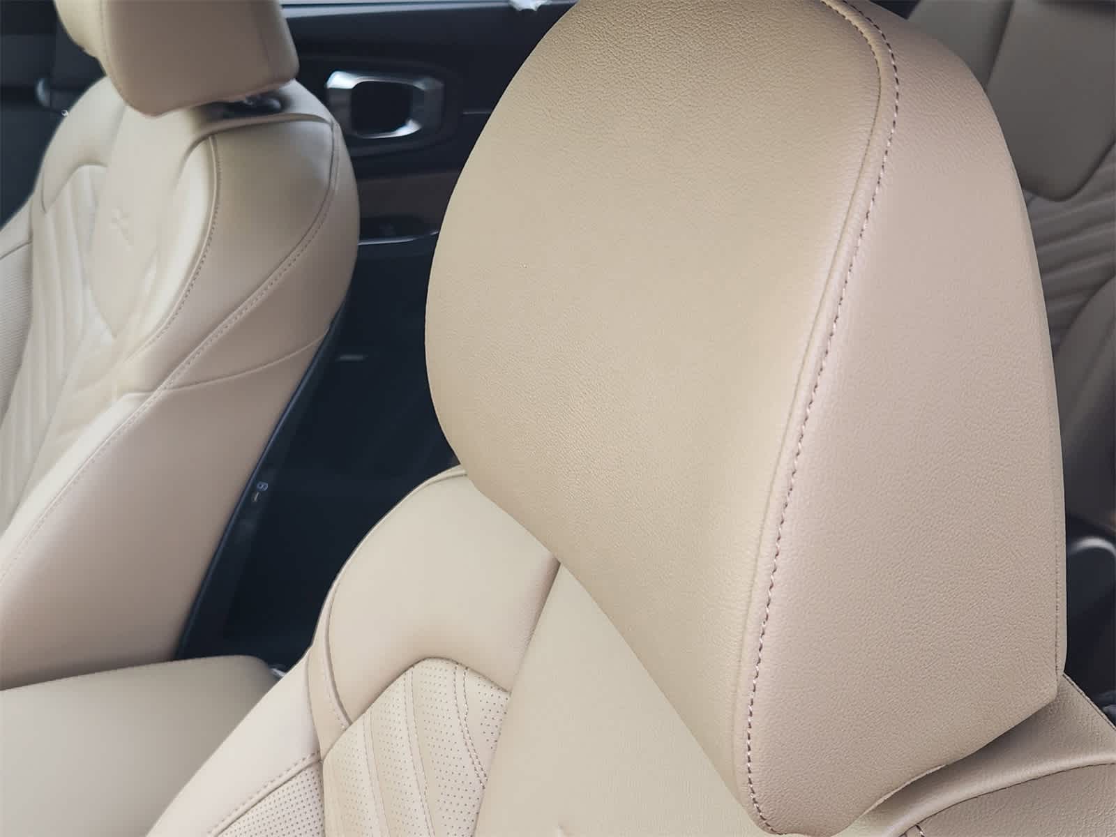 Thumbnail: 2026 Kia Sorento - 13