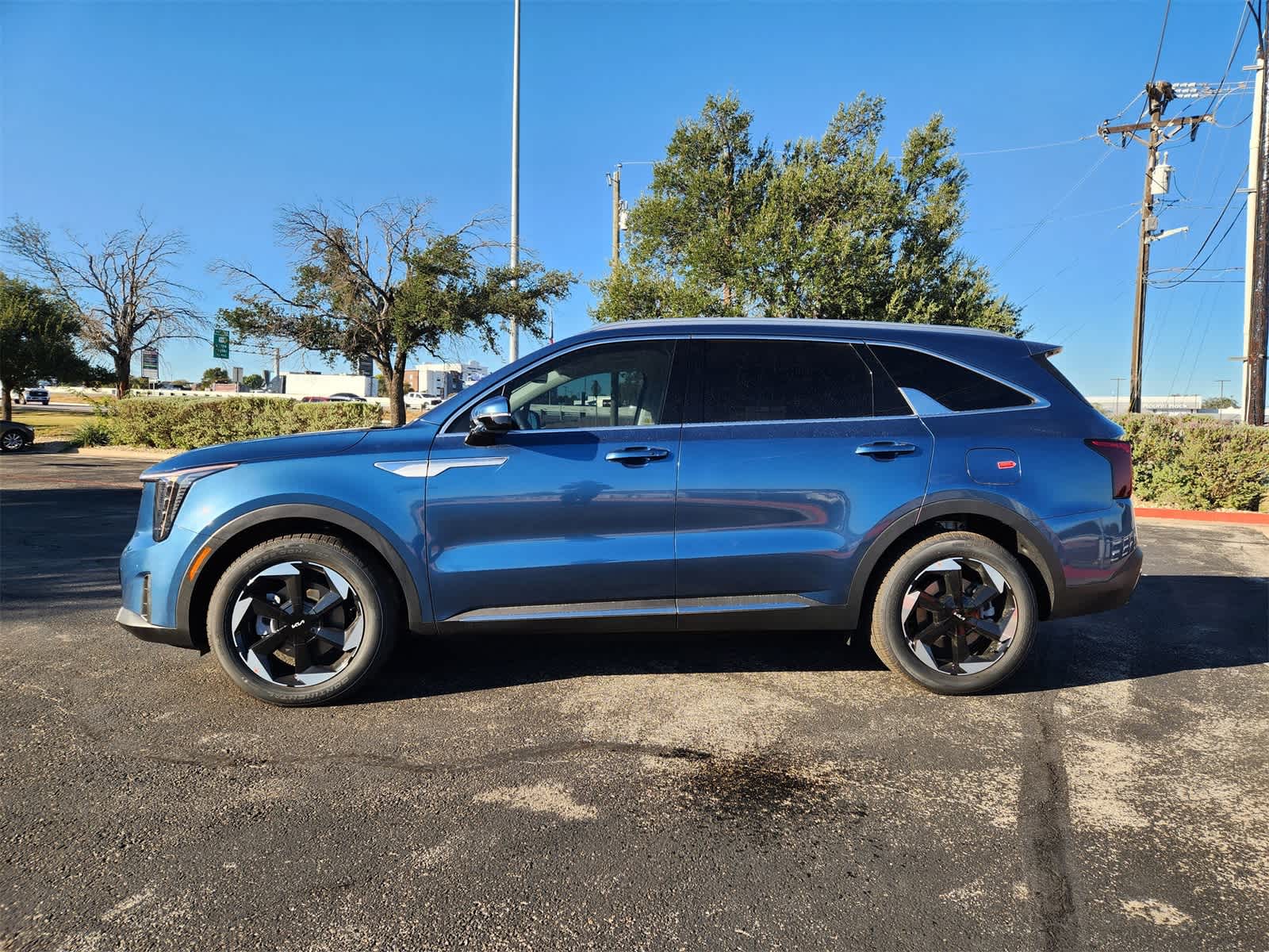 Thumbnail: 2026 Kia Sorento - 4