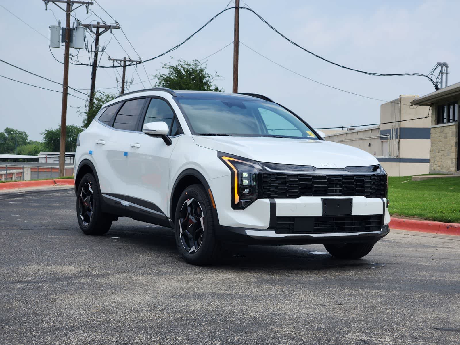 Thumbnail: 2026 Kia Sportage - 3