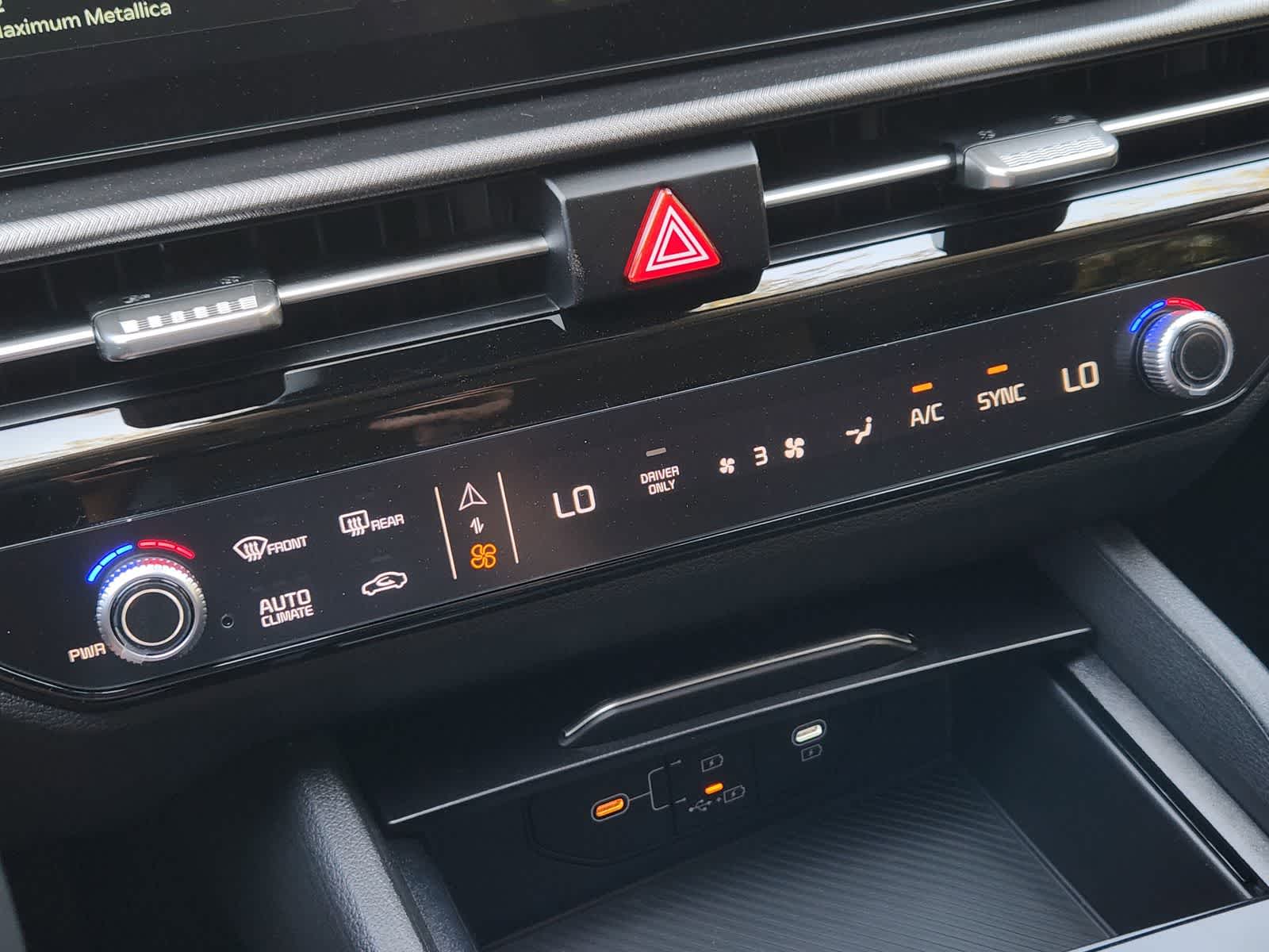 Thumbnail: 2026 Kia Sportage - 17