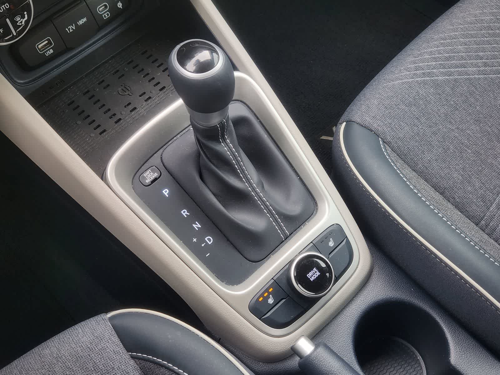 Thumbnail: 2025 Hyundai Venue - 18