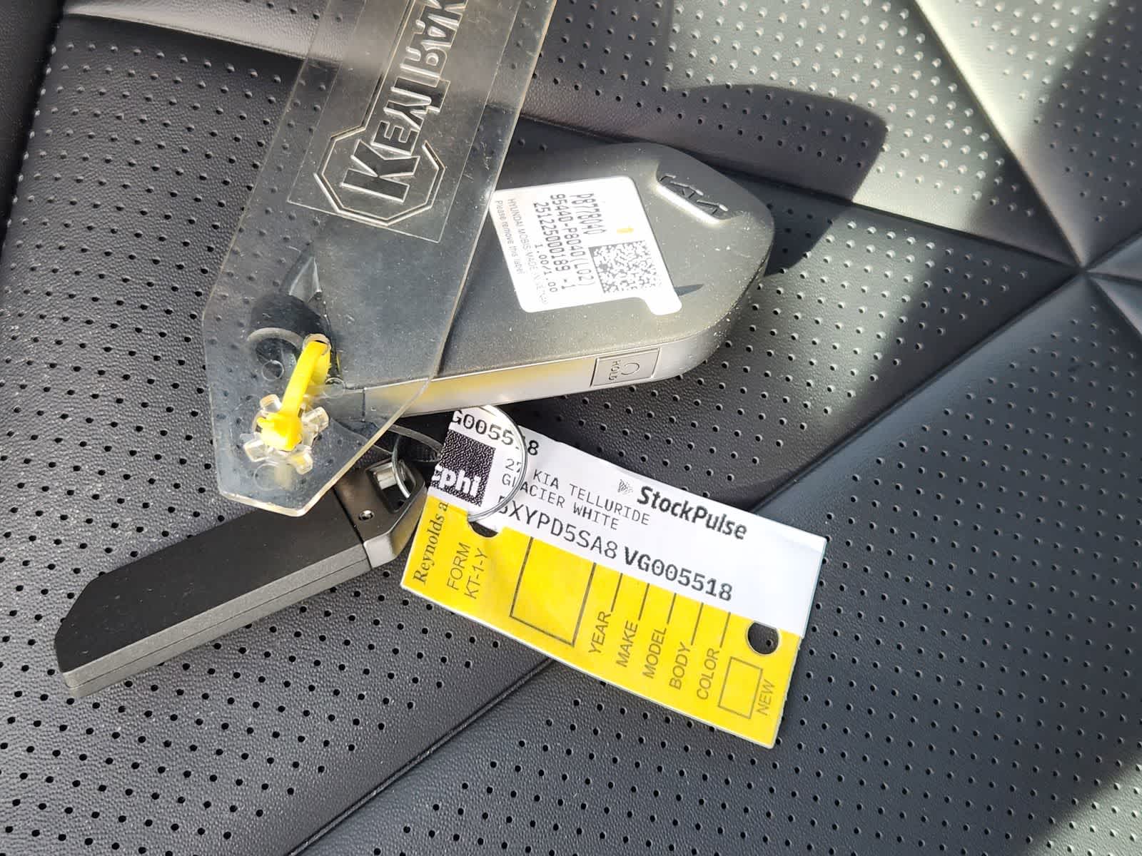 Thumbnail: 2027 Kia Telluride - 28