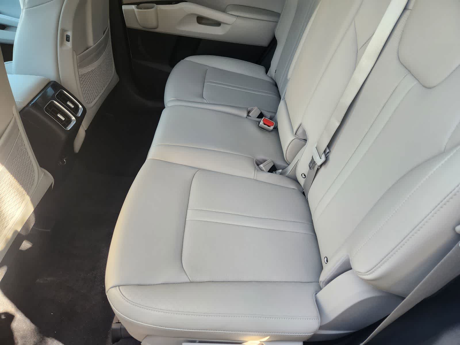 Thumbnail: 2026 Kia Sorento - 22